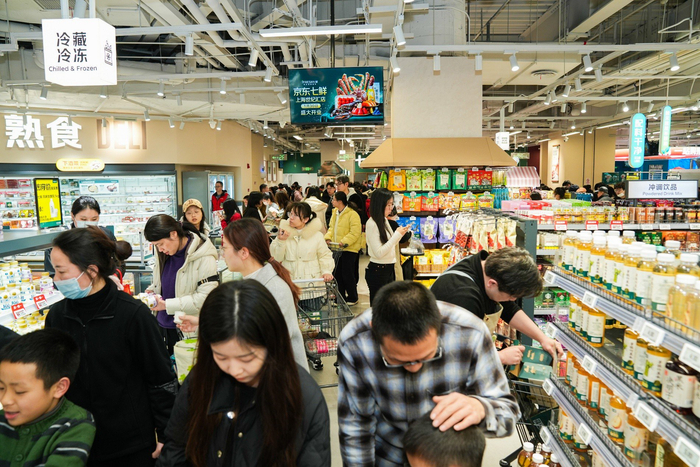 配料干净、自有品牌亮眼,海外直采葡萄酒成为沪上市民年货囤酒的首选