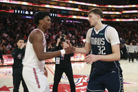 阿门：弗拉格的成长太惊人了 他一定会成为超巨 独一无二的球星