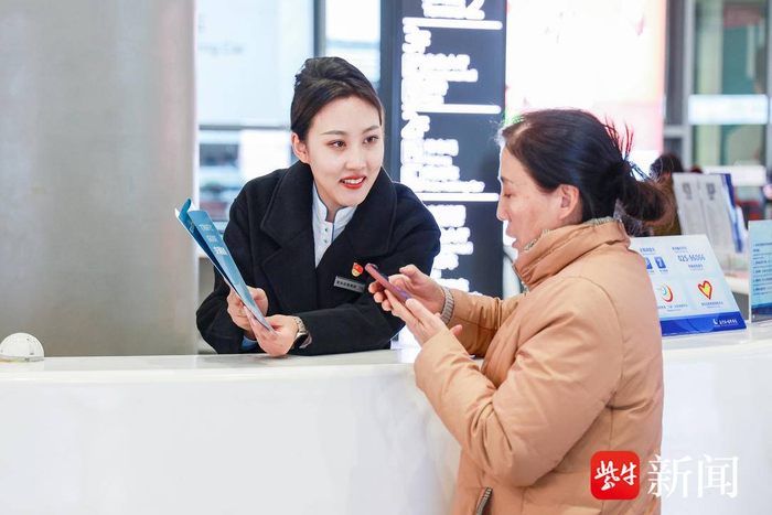 机场  曹卢杰 摄