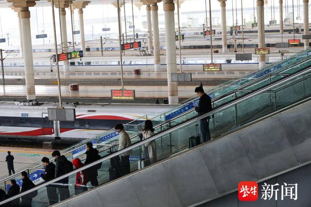 铁路 季宇轩 摄