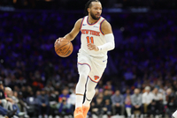 今天慢热！布伦森上半场7投2中 仅得7分4篮板4助攻