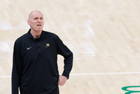 卡莱尔谈失利：很明显就是输在篮板和罚球上 火箭有很多篮板高手