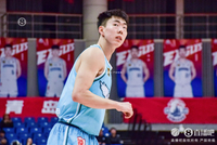 段昂君首次入选全明星！记者：配得上 赛季初迷失 上轮三分9中8