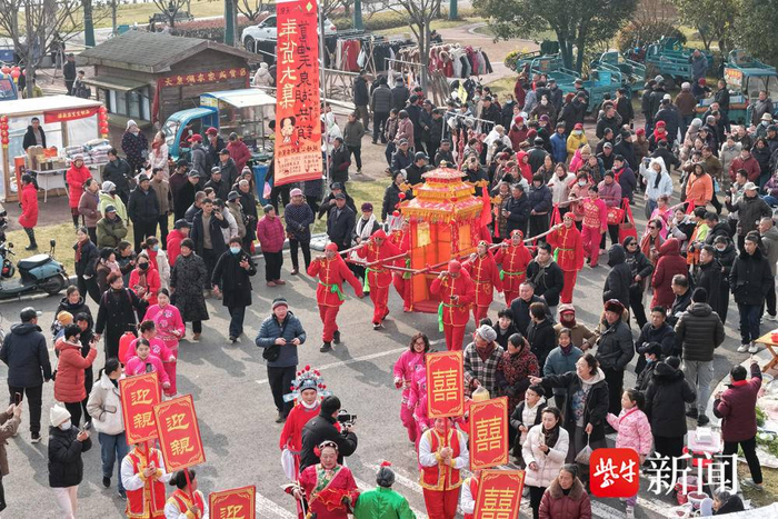 民俗抬花轿 颜怀峰 摄