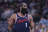 快船骑士正加速谈判！预测数据平台：哈登73%概率被交易到骑士！