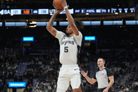 场均16.6分5板！明天马刺迎战雷霆 卡斯尔出战成疑