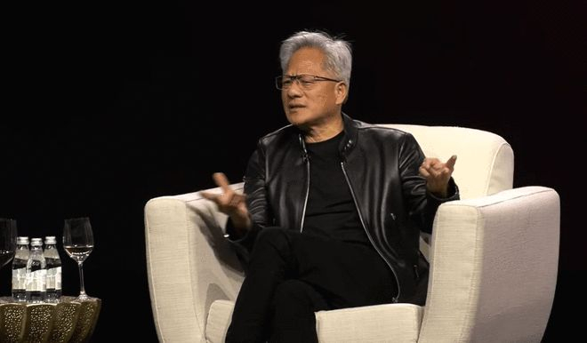 万字实录|黄仁勋酒后暴论：编程只是打字，已经不值钱了！