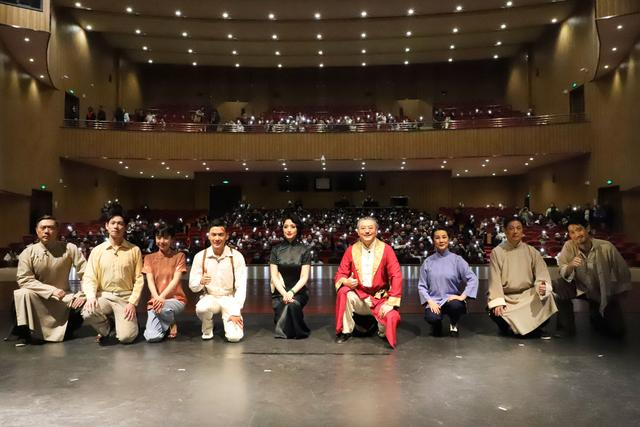 2025年12月，魏州大剧院上演天津人民艺术剧院话剧《雷雨》。魏州大剧院供图