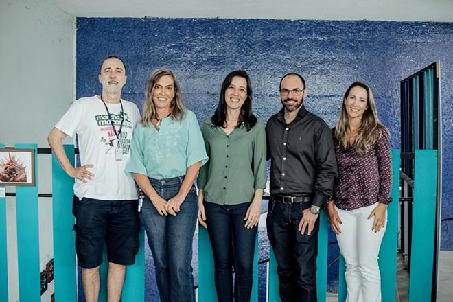 图 | 塔蒂亚娜（左二，来源：Cristália）