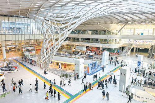 北京朝阳站本报记者 邓伟 摄