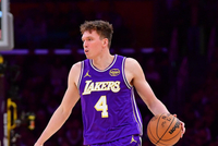 湖记：克内克特没申请交易但乐见离开 现在他的交易价值很低