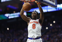 效率很高！阿努诺比半场7中4拿到15分 三分5中3