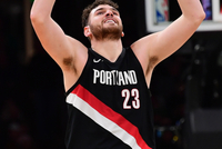 流年不利？克林根近4场对位中锋都砍大两双：马威&amp;阿伦&amp;唐斯&amp;萨尔