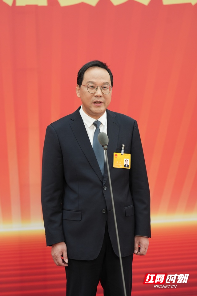 湖南省教育厅党组书记、厅长高山。