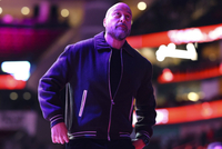 美记：火箭对现有阵容感到满意 他们只考虑交易底薪级别球员