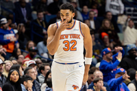 血染赛场不下火线！唐斯半场4中3&amp;三分3中2 高效拿下12分3板1助