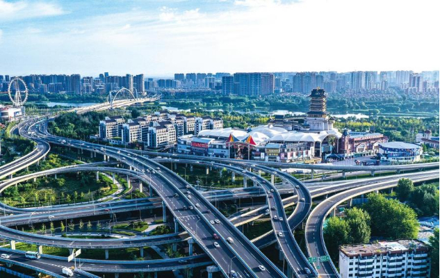 兰山区拥有2000余条线路通达全国