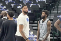 难评！美媒：独行侠就只做了让浓眉变重、变脆然后扔给最差的队