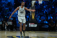 米奇：哈里森·巴恩斯是出色投手 但他出手犹豫就很难走出低迷