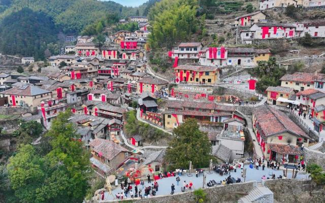 陈家铺村。陈炜 摄