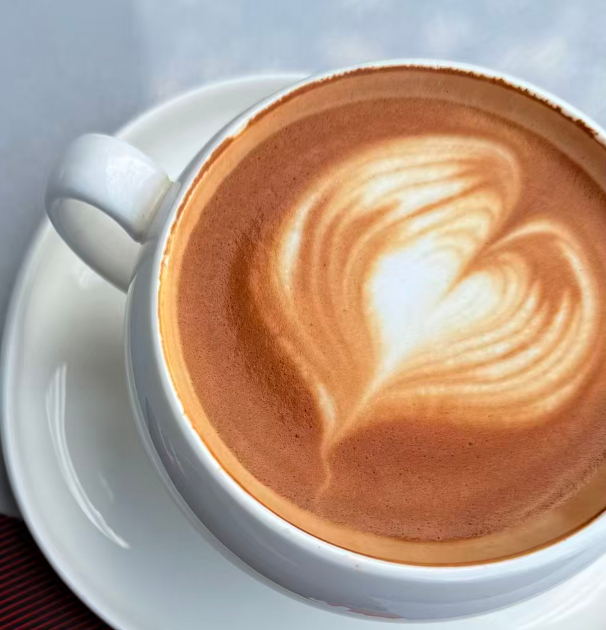 一杯云南咖啡豆制作的拿铁。李茜 摄