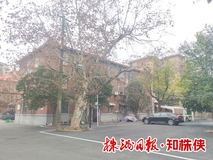 改造后的六〇一社区茨中村干净整洁。 记者/肖星平 摄