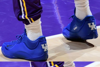 又一双大学PE！詹姆斯今日上脚肯塔基大学LeBron 23 PE