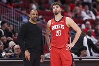 进攻崩了！火箭自26年以来进攻效率第26 场均得分和命中率第29