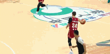 手感火热！盖伊10分钟15中9砍下26分4助 三分10中5