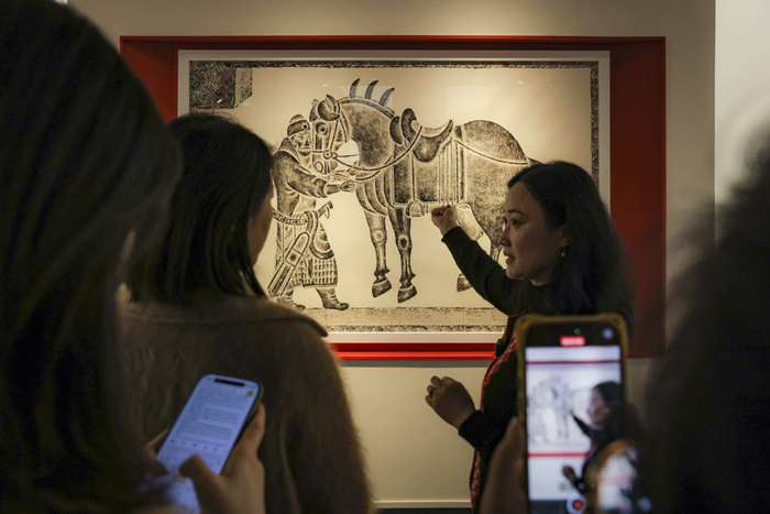 “春风骐骥：马年生肖展”在上海博物馆人民广场馆开幕
