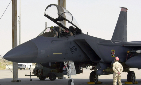 美国的军事部署大家是可以掰着手指算清楚的，伊朗当然也清楚