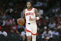 外线有谱！伊森和戴维森相继飙中三分 火箭完成反超