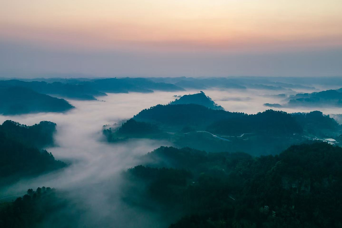 骑龙坳日出（唐广/摄）