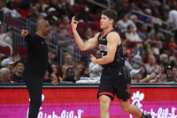 火箭交易截止日无作为！谢泼德成救命稻草&amp;必须给他更多上场时间