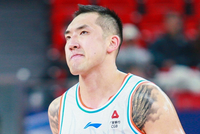 媒体人：陶汉林燃尽的一场比赛 这场无可挑剔 鲍威尔最好还是换掉