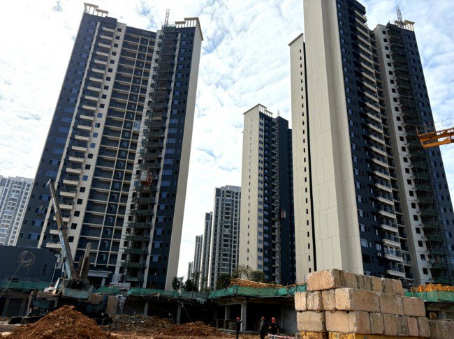 【图2:东成景苑项目工地照片】