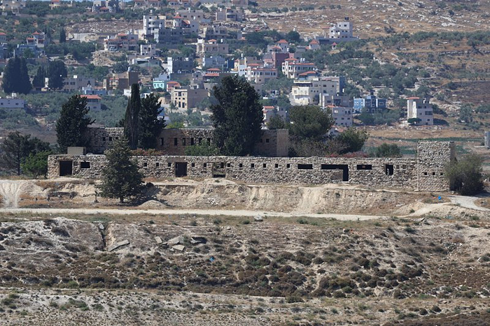 ��Լ��������������ͼ��