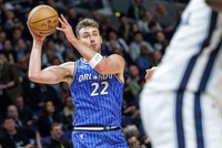 今日复出！魔术主帅：小瓦格纳今天将有严格的出场时间限制