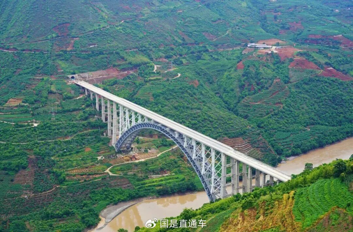 怒江四线特大桥。图源“云南发布”微信公众号
