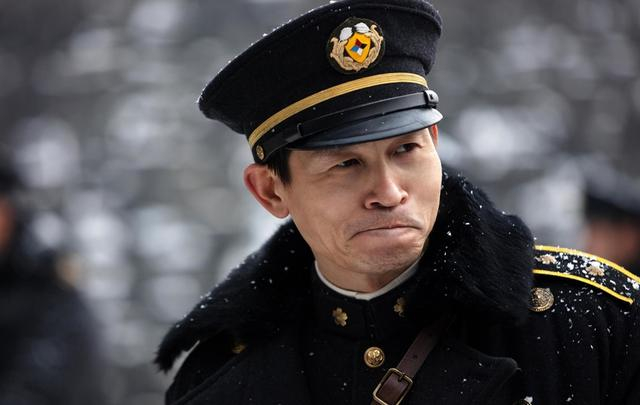 《悬崖之上》剧照
