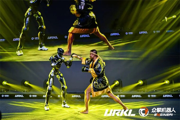 （图片来源：众擎机器人）