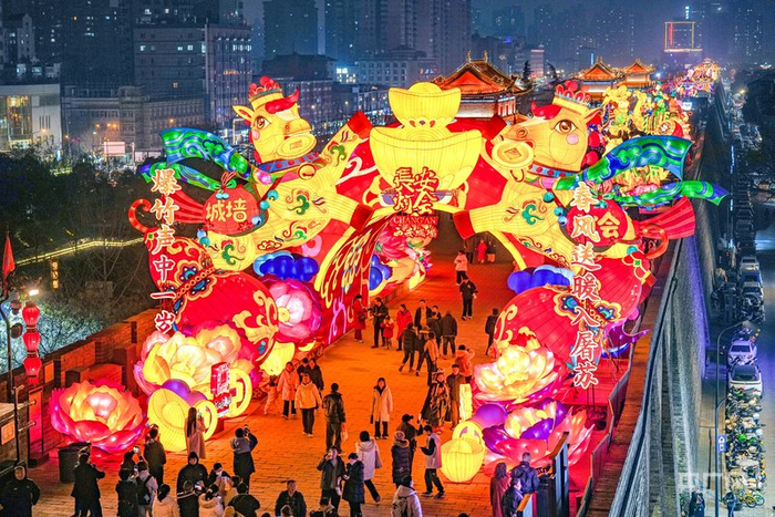 2026长安灯会西安城墙灯展（央广网发  赵伟鹏  摄）