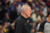 卡莱尔：球员中期被交易看起来总是很艰难 但很多时候是解脱释放