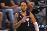 狂轰滥炸！科菲追身三分命中 不到一节半时间太阳领先独行侠30分