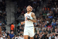 美记：索汉希望加盟一支能立即获得稳定出场时间的球队