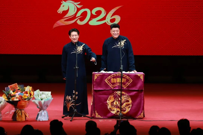 2月8日晚，“万象更新”相声专场在信都大戏院演出。宋小青摄