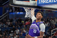 小时候看全明星时有什么难忘回忆？贝利：我得自己创造一个回忆