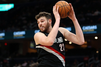 21岁355天！克林根单场至少20分15篮板5助攻 开拓者队史最年轻