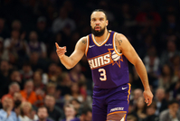 从孟菲斯的反派到凤凰城的大腿 狄龙是如何脱变成得分手的？