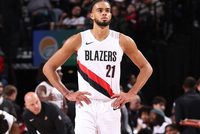 数据看不出的糟糕！吕佩尔半场2分3板1断1失误 发边线球直接被断